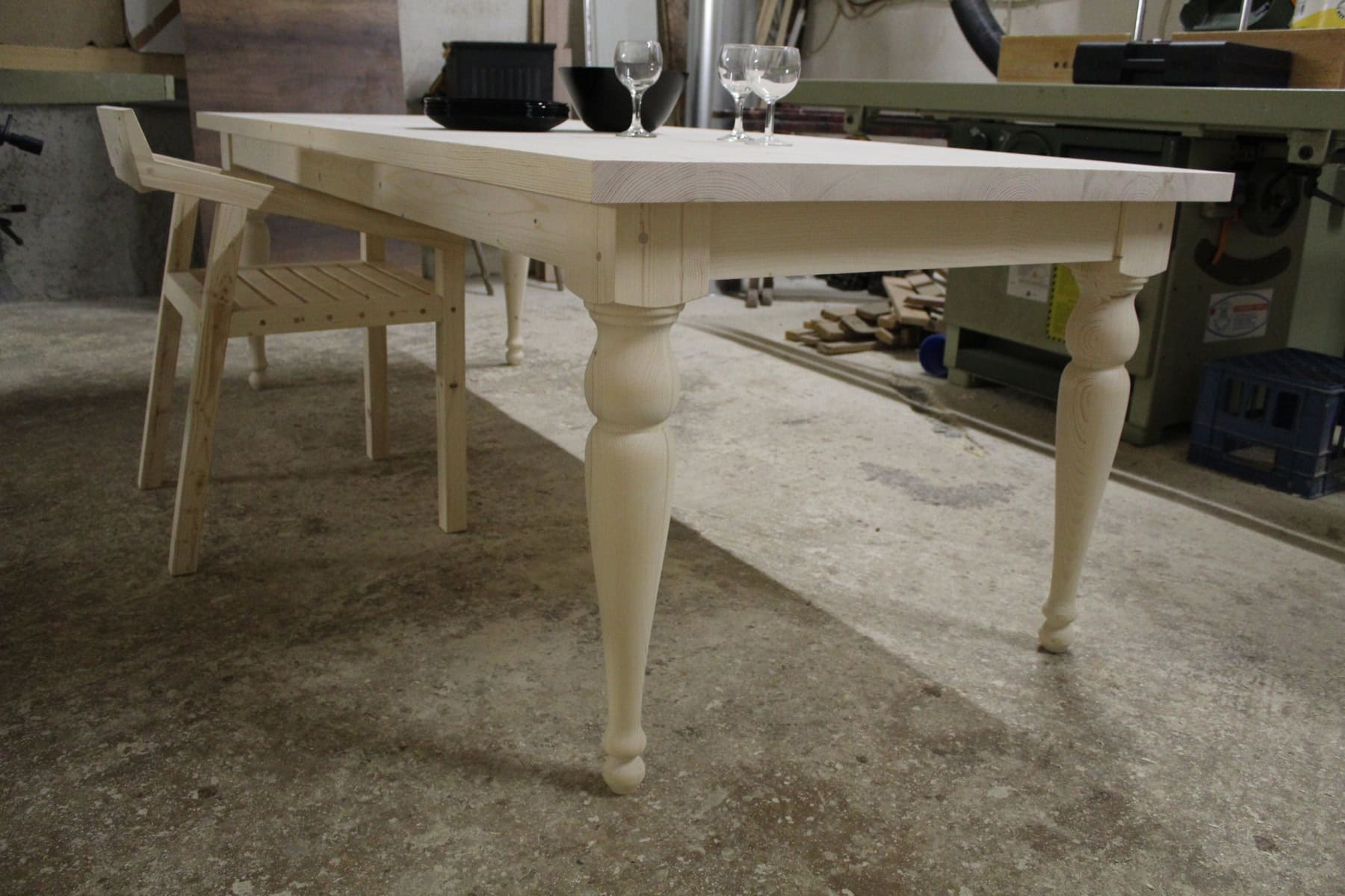 Κλασικό τραπέζι